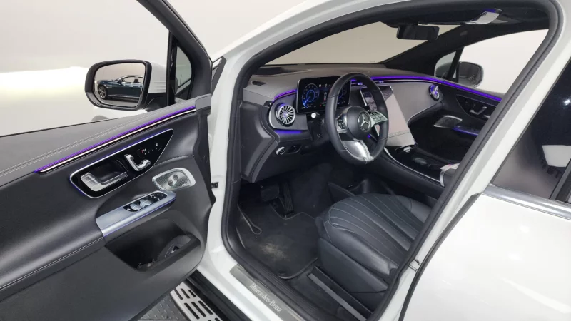 Mercedes-Benz EQE