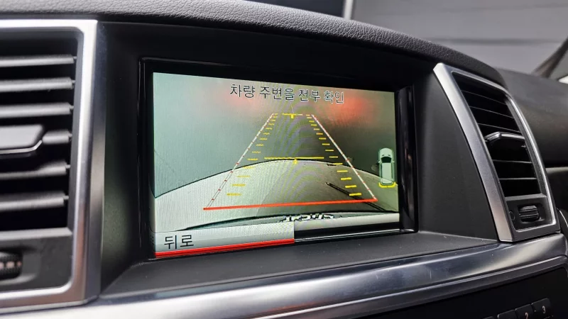 Mercedes-Benz M-class