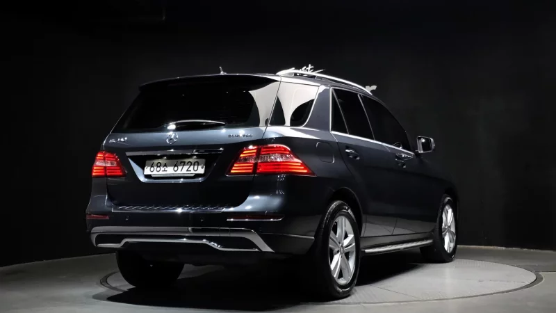 Mercedes-Benz M-class