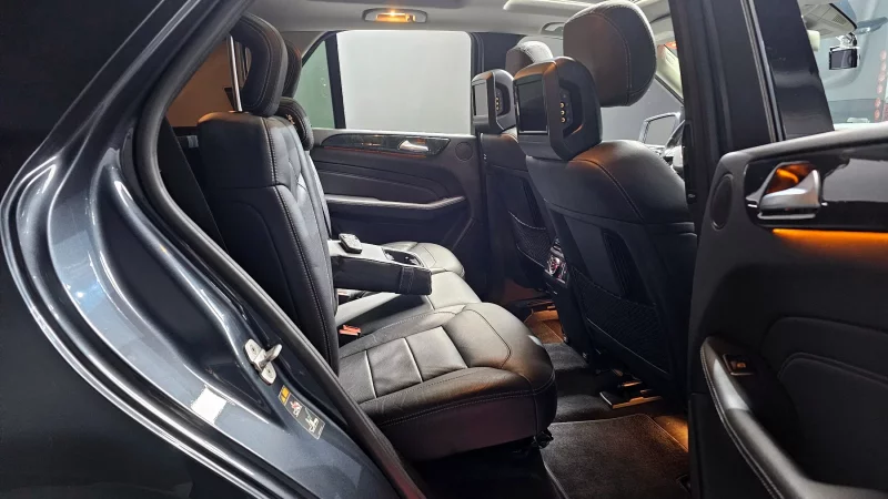 Mercedes-Benz M-class