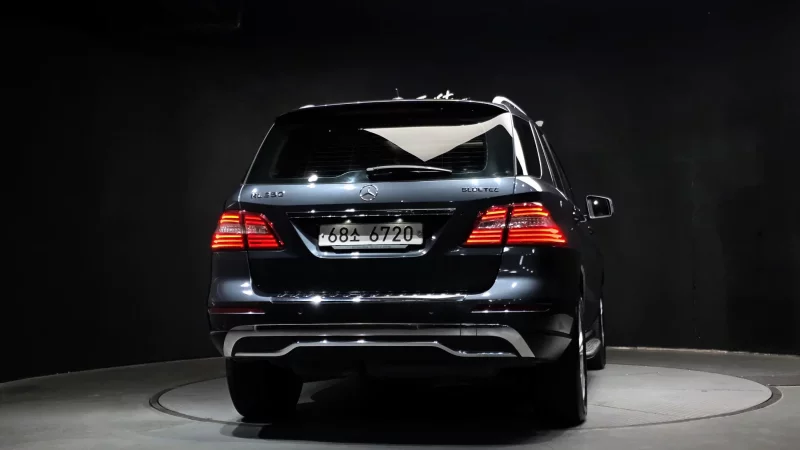 Mercedes-Benz M-class