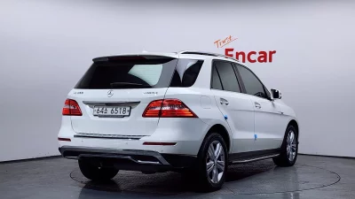 Mercedes-Benz M-class