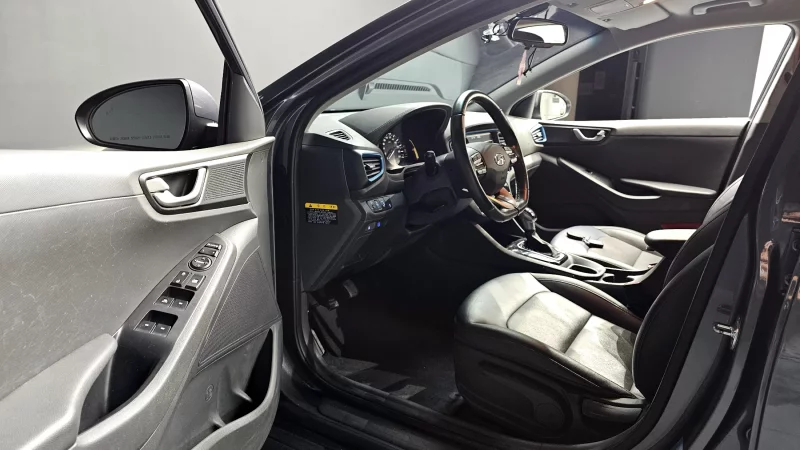 Hyundai Ioniq
