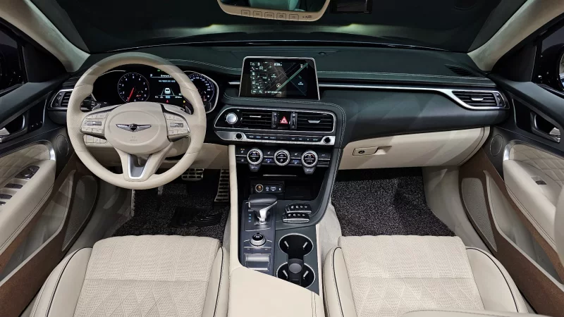 Genesis G70