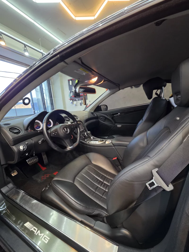 Mercedes-Benz SL-Class