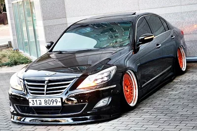 Hyundai Genesis