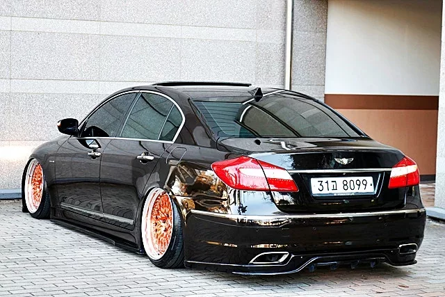 Hyundai Genesis