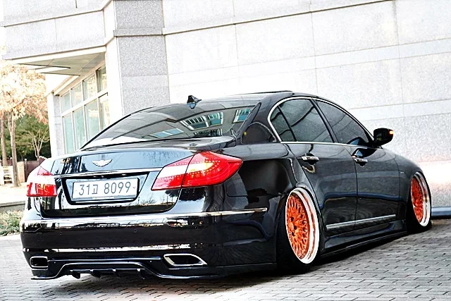 Hyundai Genesis