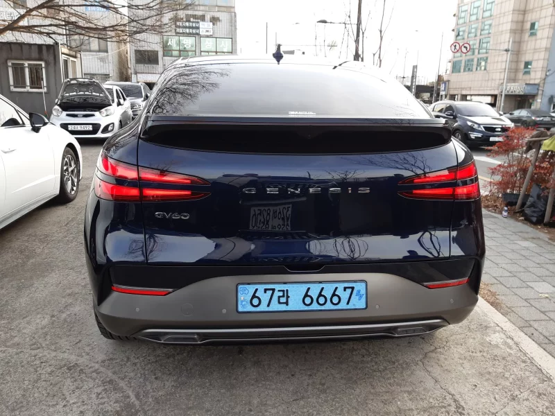Genesis GV60