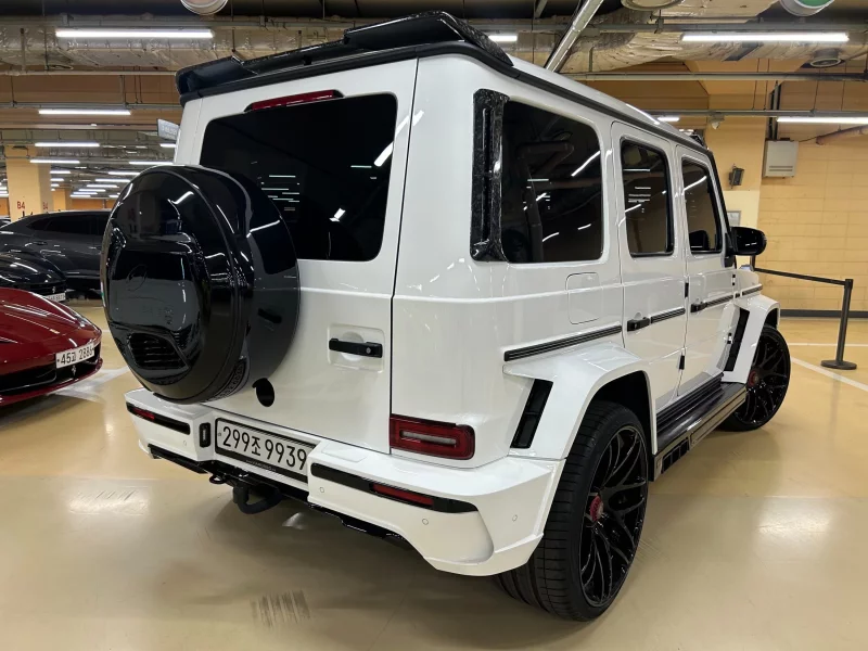 Mercedes-Benz G-Class
