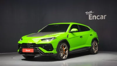 Lamborghini URUS