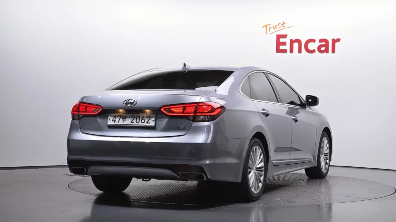 Hyundai Aslan
