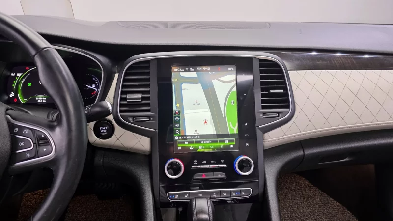 Renault Samsung SM6