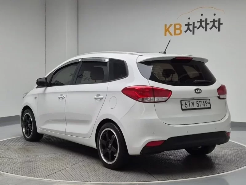 Kia Carens