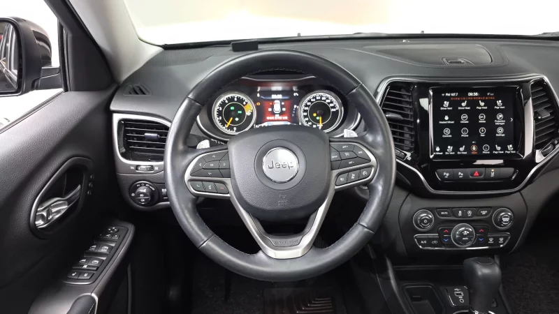 Jeep CHEROKEE