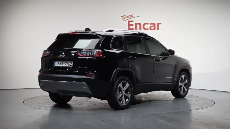 Jeep CHEROKEE