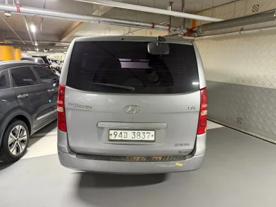 Hyundai Starex