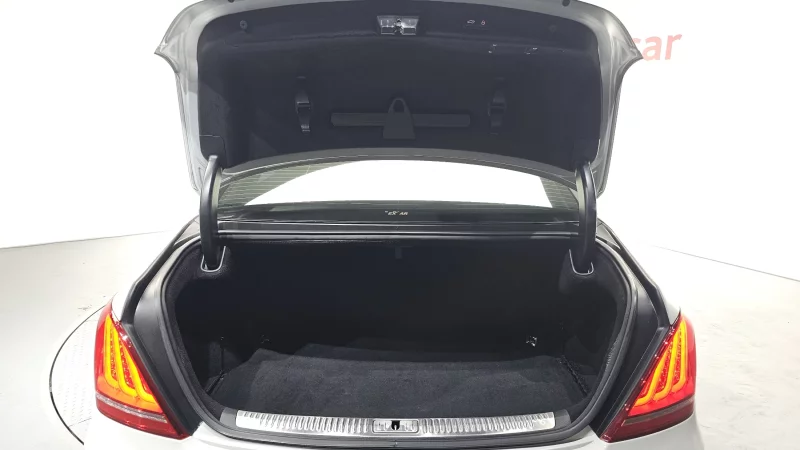 Genesis EQ900