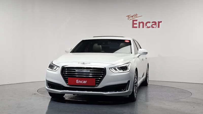 Genesis EQ900