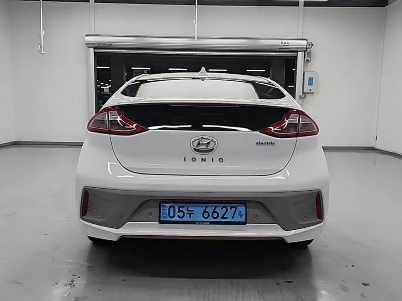 Hyundai Ioniq