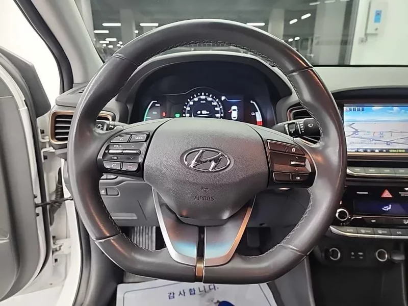 Hyundai Ioniq