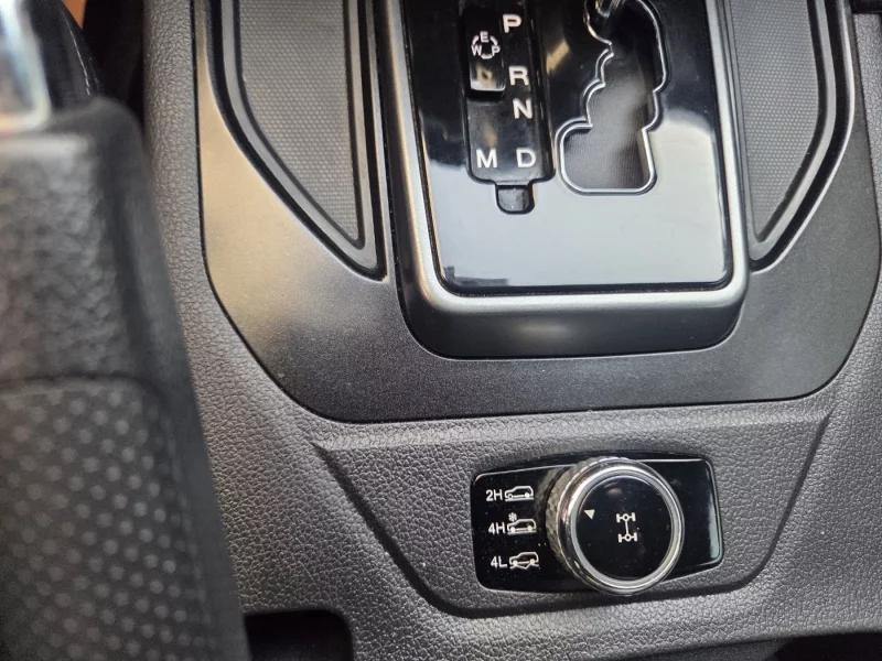 SsangYong Rexton Sports Khan