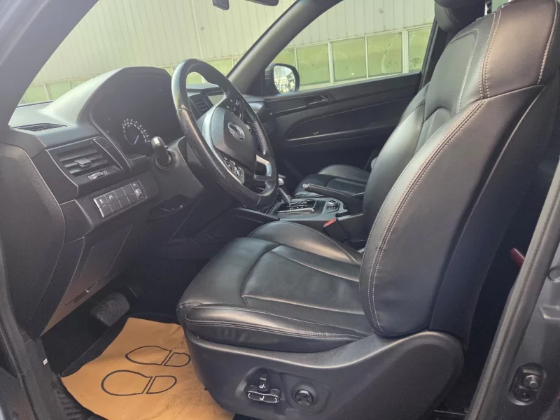 SsangYong Rexton Sports Khan