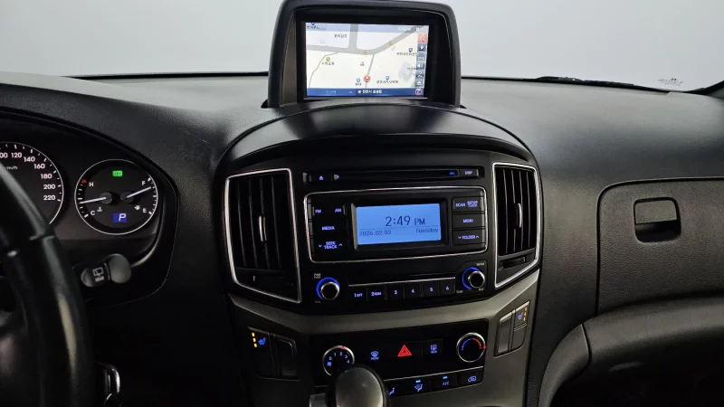 Hyundai Grand Starex