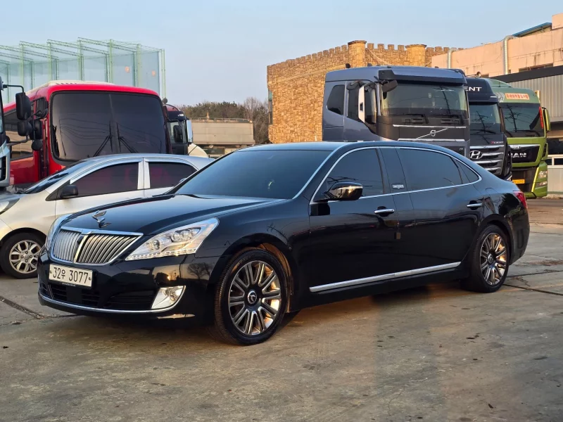 Hyundai Equus