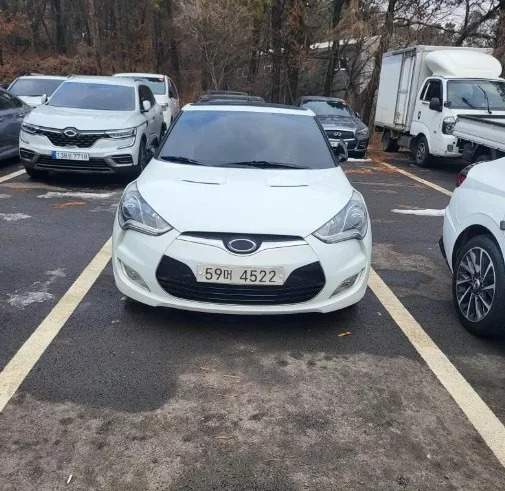 Hyundai Veloster