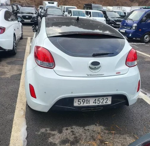 Hyundai Veloster