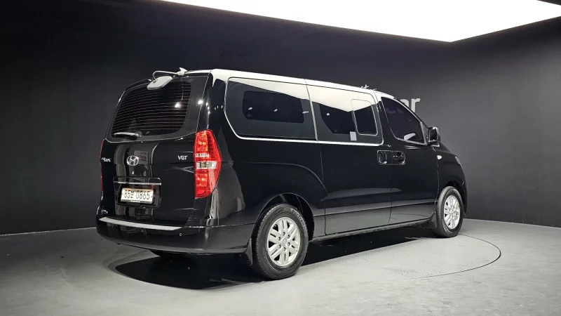 Hyundai Grand Starex