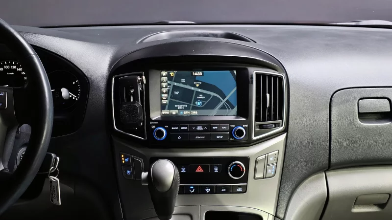 Hyundai Grand Starex