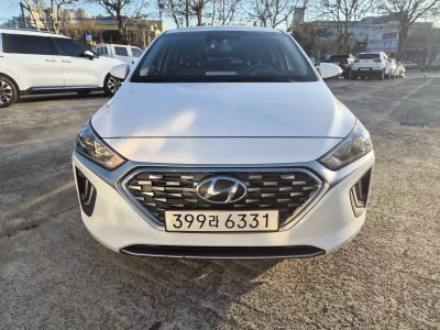 Hyundai Ioniq