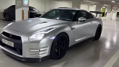 Nissan GT-R