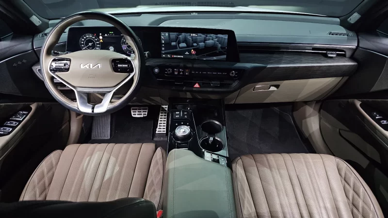 Kia K8