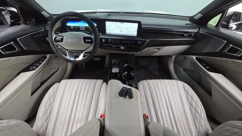 Kia K8