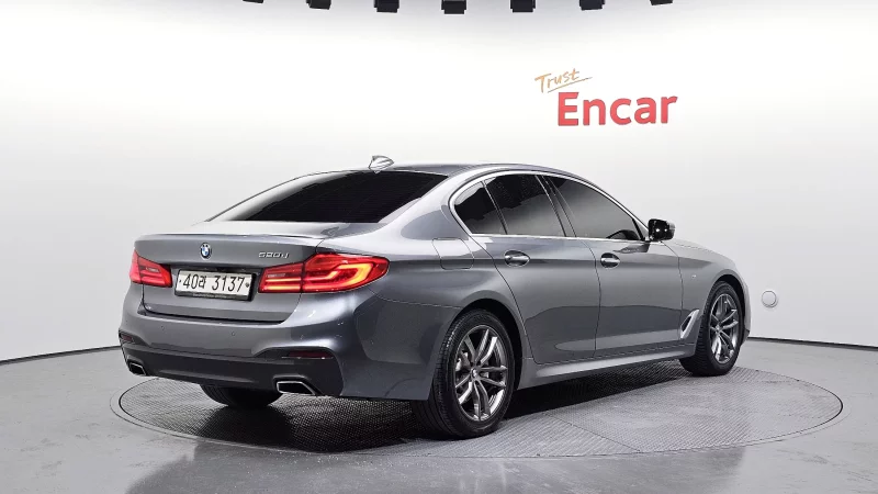 BMW 5-Series