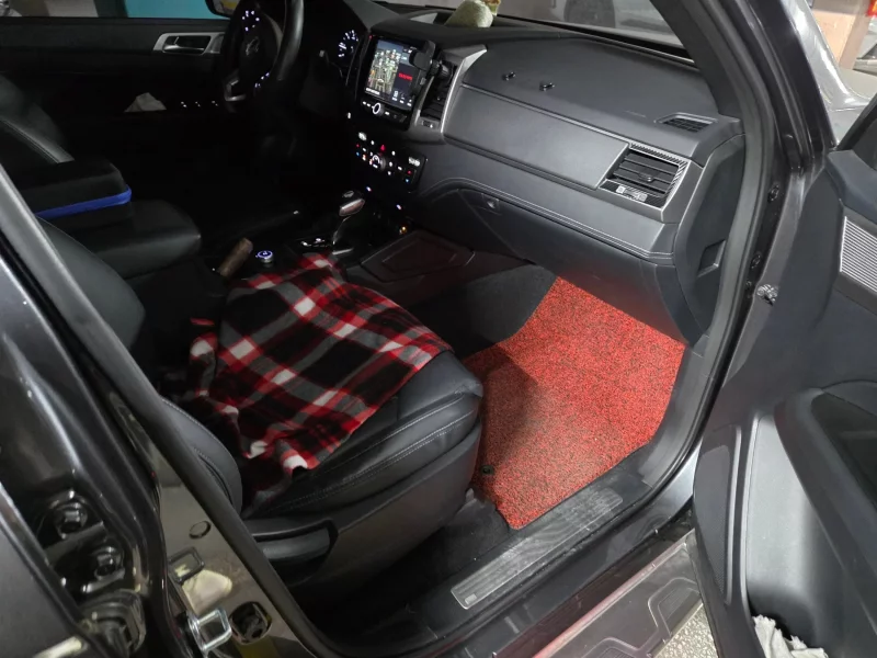 SsangYong Rexton Sports