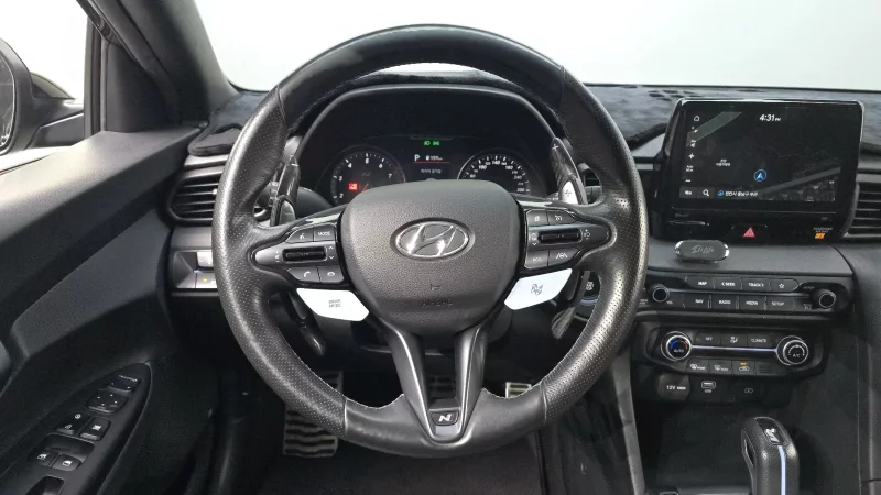 Hyundai Veloster
