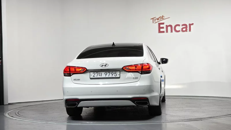 Hyundai Aslan
