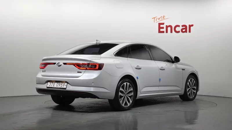 Renault Samsung SM6