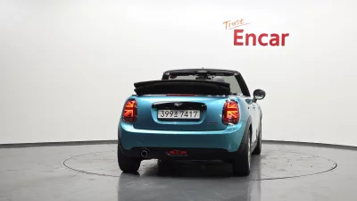 MINI Cooper Convertible