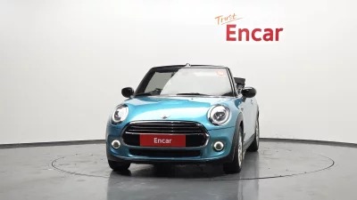 MINI Cooper Convertible