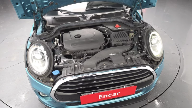 MINI Cooper Convertible