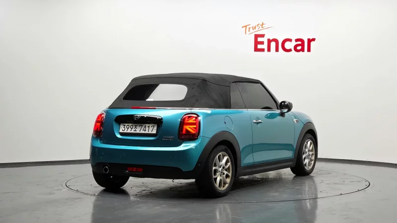 MINI Cooper Convertible