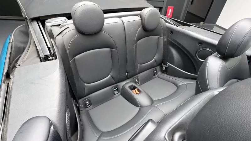 MINI Cooper Convertible