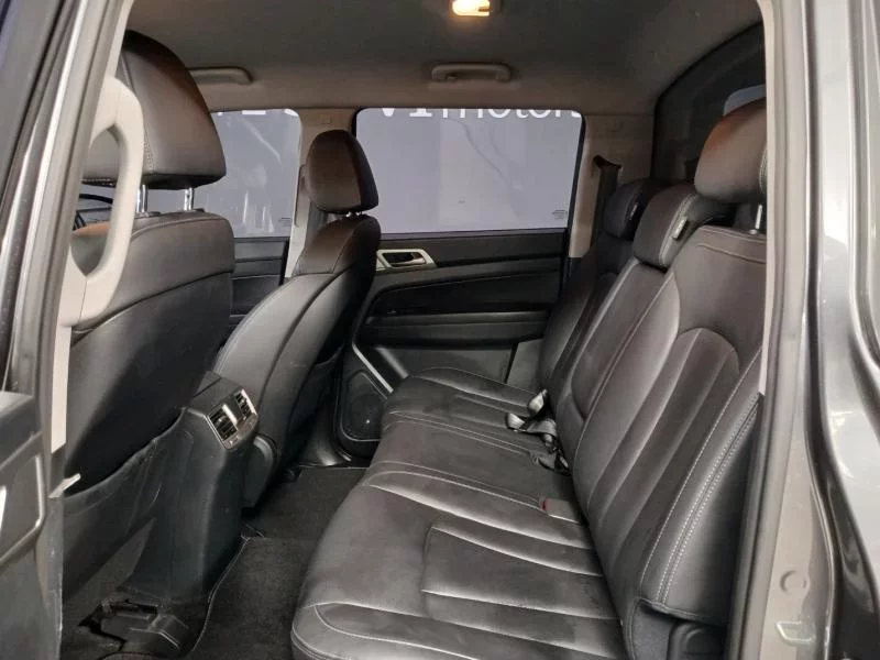 SsangYong Rexton Sports