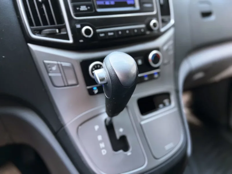 Hyundai Grand Starex