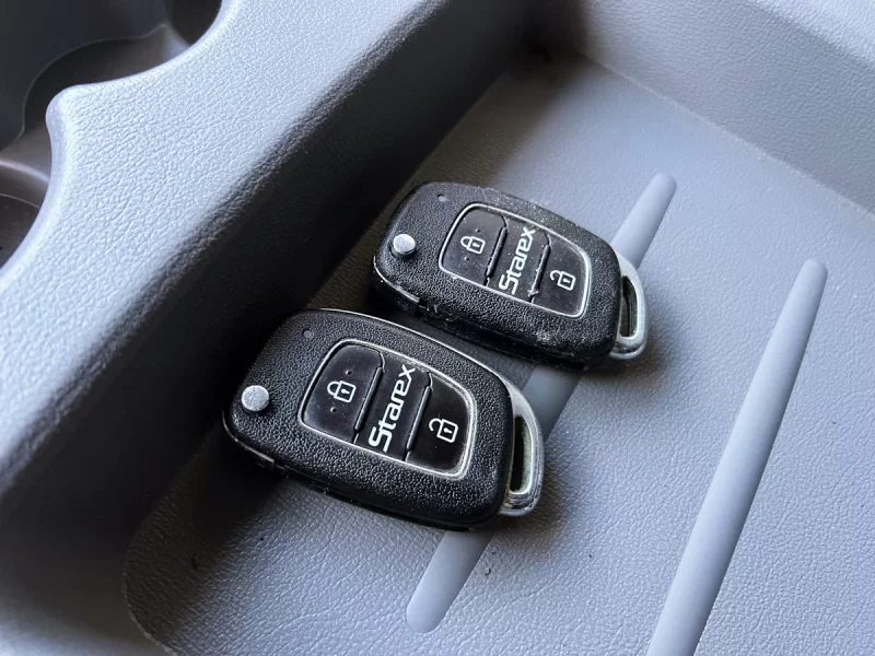 Hyundai Grand Starex